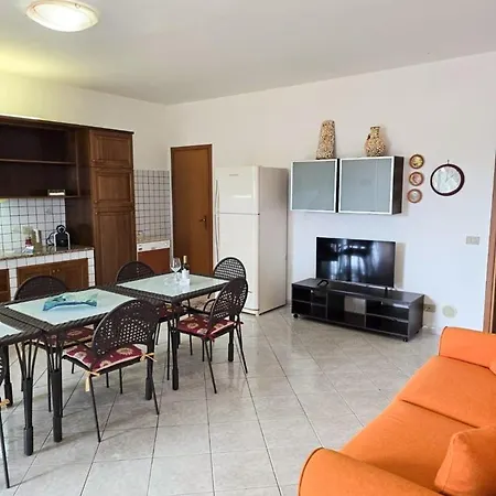 Holiday home Clelia 400 Meters From The Santa Maria Del Focallo